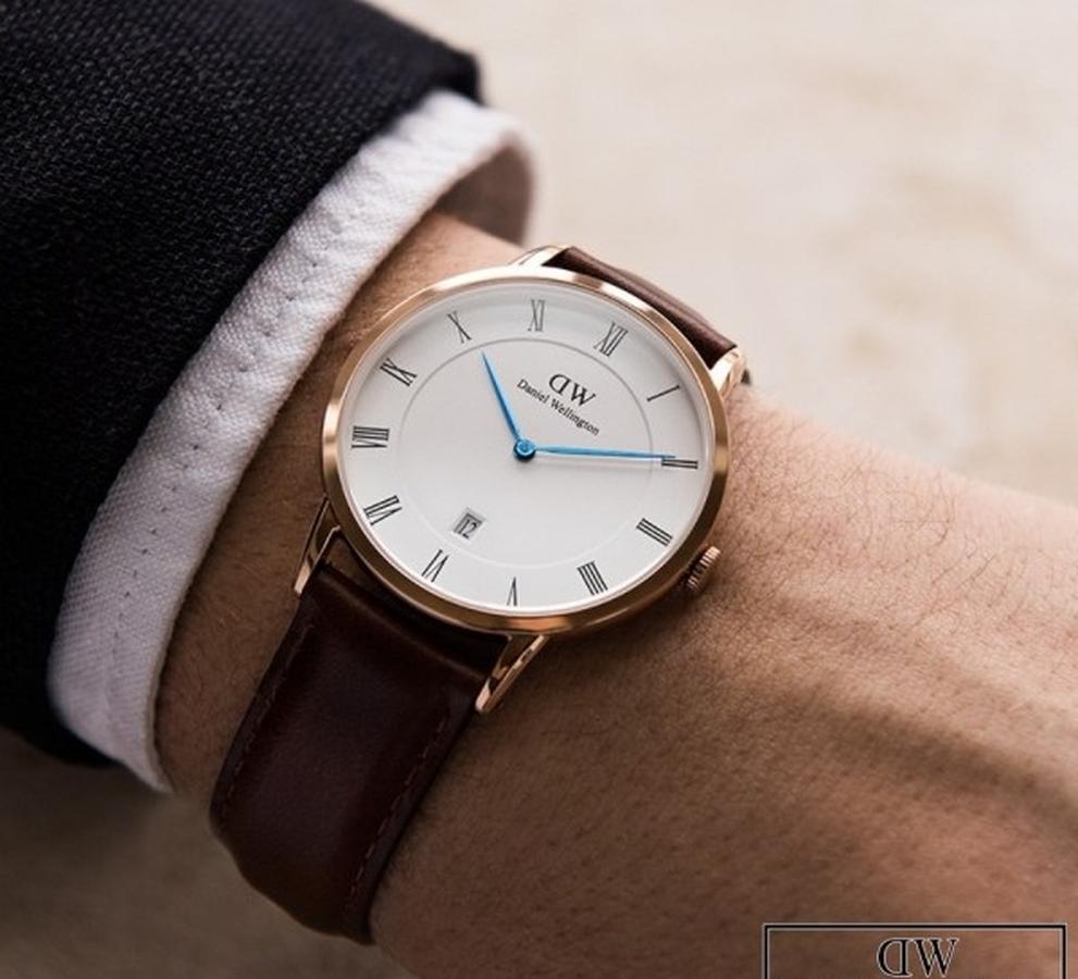 Đánh giá đồng hồ Daniel Wellington Dapper kim xanh độc đáo 2