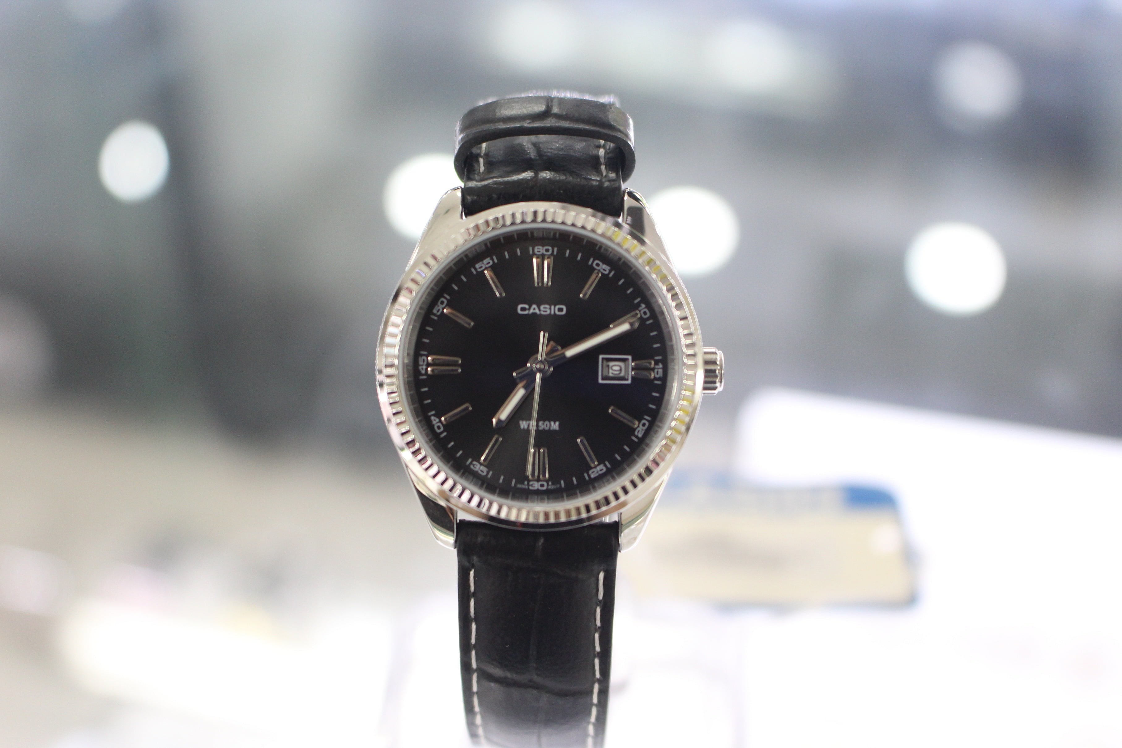 Những chiếc đồng hồ Casio MTP giá rẻ, tại sao lại không nào? 4