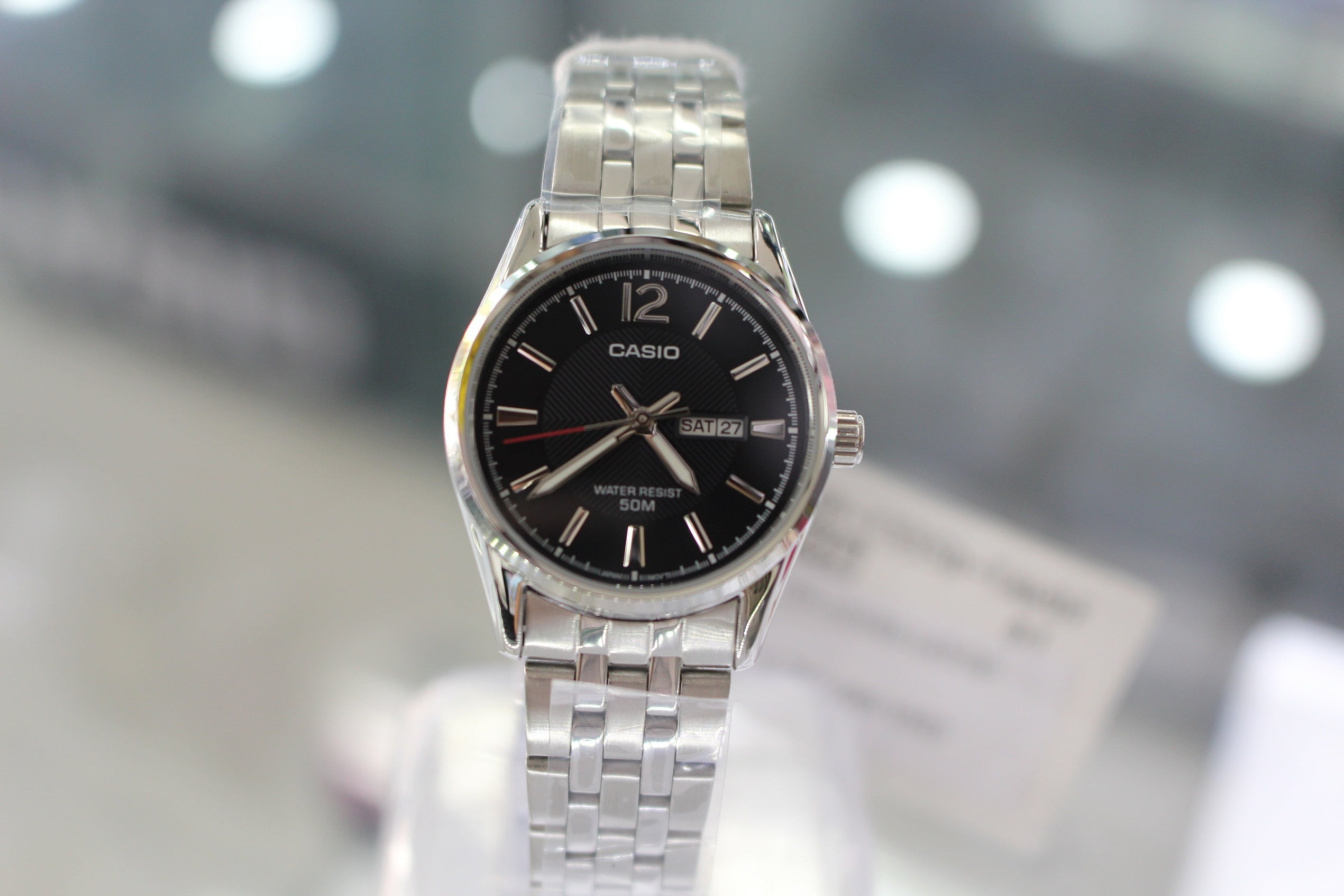 Top 4 đồng hồ nữ dây kim loại Casio đẳng cấp 2