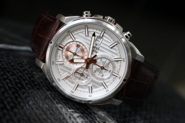 TOP ĐỒNG HỒ CASIO EDIFICE GIÁ RẺ HOT NHẤT HIỆN NAY 13