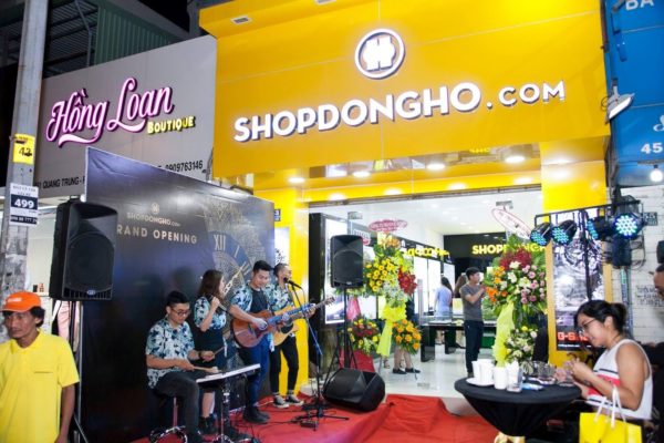 SHOPDONGHO.com - Địa chỉ mua đồng hồ DW cặp đôi chính hãng uy tín TPHCM