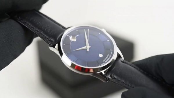 đồng hồ Movado 1881