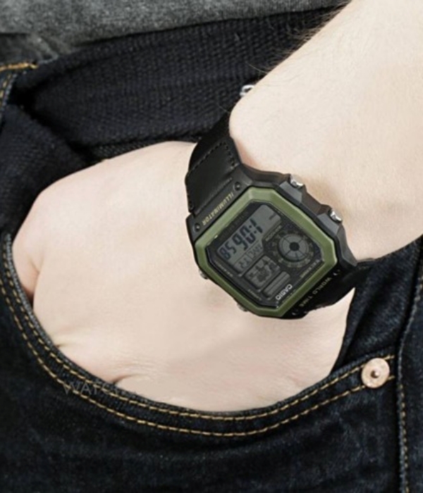 Casio AE-1200WHB-1BVDF AE-1200WHB-1B - Orologio da polso da uomo, cinturino in nylon colore nero