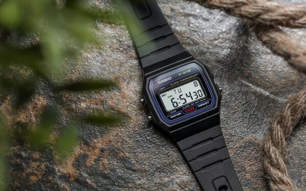 Đồng hồ Casio F-91W chính hãng giá bao nhiêu?