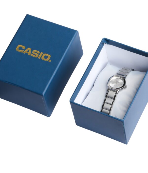 Hình ảnh đồng hồ Nữ Casio LTP-1230D-7CDF Pin (Quartz) - Tròn - Dây Inox (Thép Không Gỉ) chính hãng