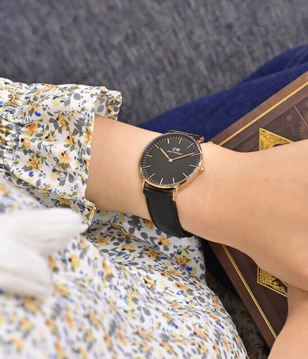 Hình ảnh đồng hồ Nữ Daniel Wellington DW00100139 Pin (Quartz) - Tròn - Dây Da chính hãng