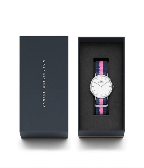 Hình ảnh đồng hồ Nữ Daniel Wellington DW00100049 Pin (Quartz) - Tròn - Dây Vải (Nato) chính hãng