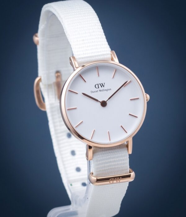 Hình ảnh đồng hồ Nữ Daniel Wellington DW00100313 Pin (Quartz) - Tròn - Dây Vải (Nato) chính hãng