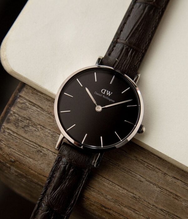 Hình ảnh đồng hồ Nữ Daniel Wellington DW00100238 Pin (Quartz) - Tròn - Dây Da chính hãng