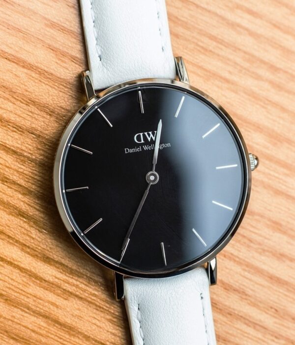 Hình ảnh đồng hồ Nữ Daniel Wellington DW00100284 Pin (Quartz) - Tròn - Dây Da chính hãng