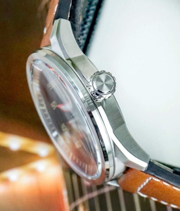 Hình ảnh đồng hồ Nam Citizen AW1360-12H Eco-Drive (Năng lượng ánh sáng) - Tròn - Dây Da chính hãng