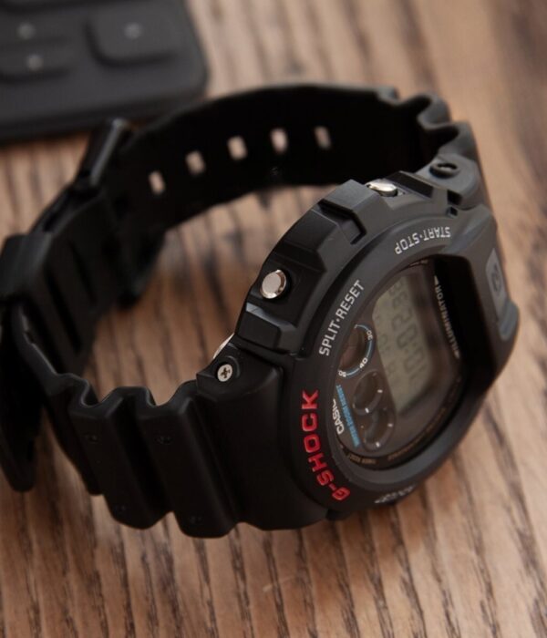 Hình ảnh đồng hồ Nam Casio DW-6900-1VSDR Pin (Quartz) - Vuông - Dây Cao Su (Nhựa) chính hãng