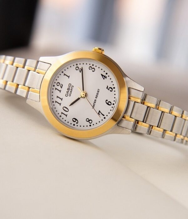 Hình ảnh đồng hồ Nữ Casio LTP-1128G-7BRDF Pin (Quartz) - Tròn - Dây Inox (Thép Không Gỉ) chính hãng