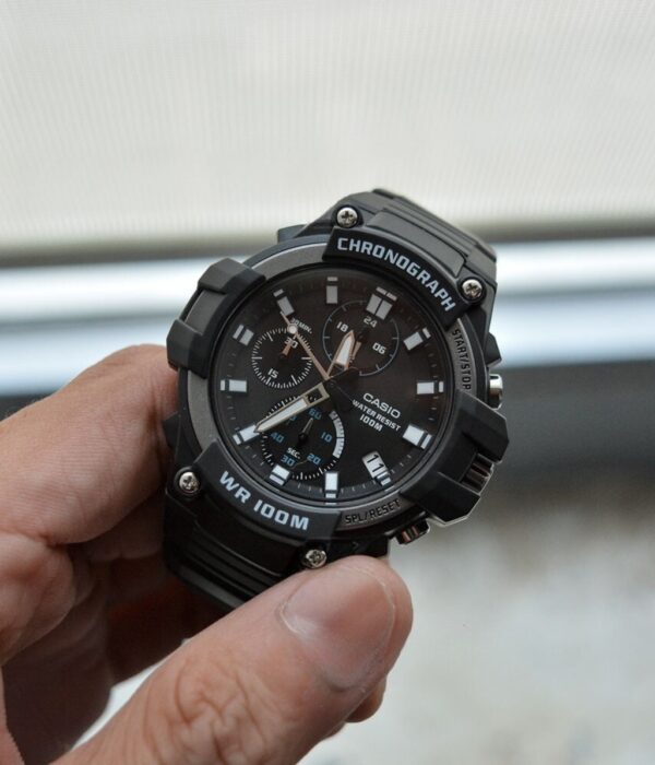 Hình ảnh đồng hồ Nam Casio MCW-110H-1AVDF Pin (Quartz) - Tròn - Dây Cao Su (Nhựa) chính hãng