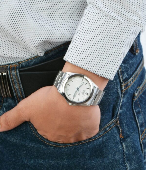 Hình ảnh đồng hồ Nam Citizen BF0580-57A Pin (Quartz) - Tròn - Dây Inox (Thép Không Gỉ) chính hãng