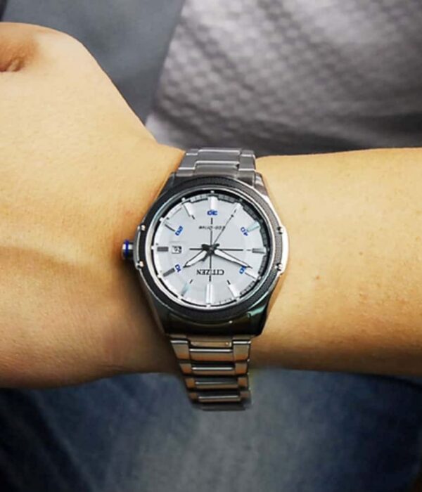 Hình ảnh đồng hồ Nam Citizen BM6890-50B Eco-Drive (Năng lượng ánh sáng) - Tròn - Dây Inox (Thép Không Gỉ) chính hãng