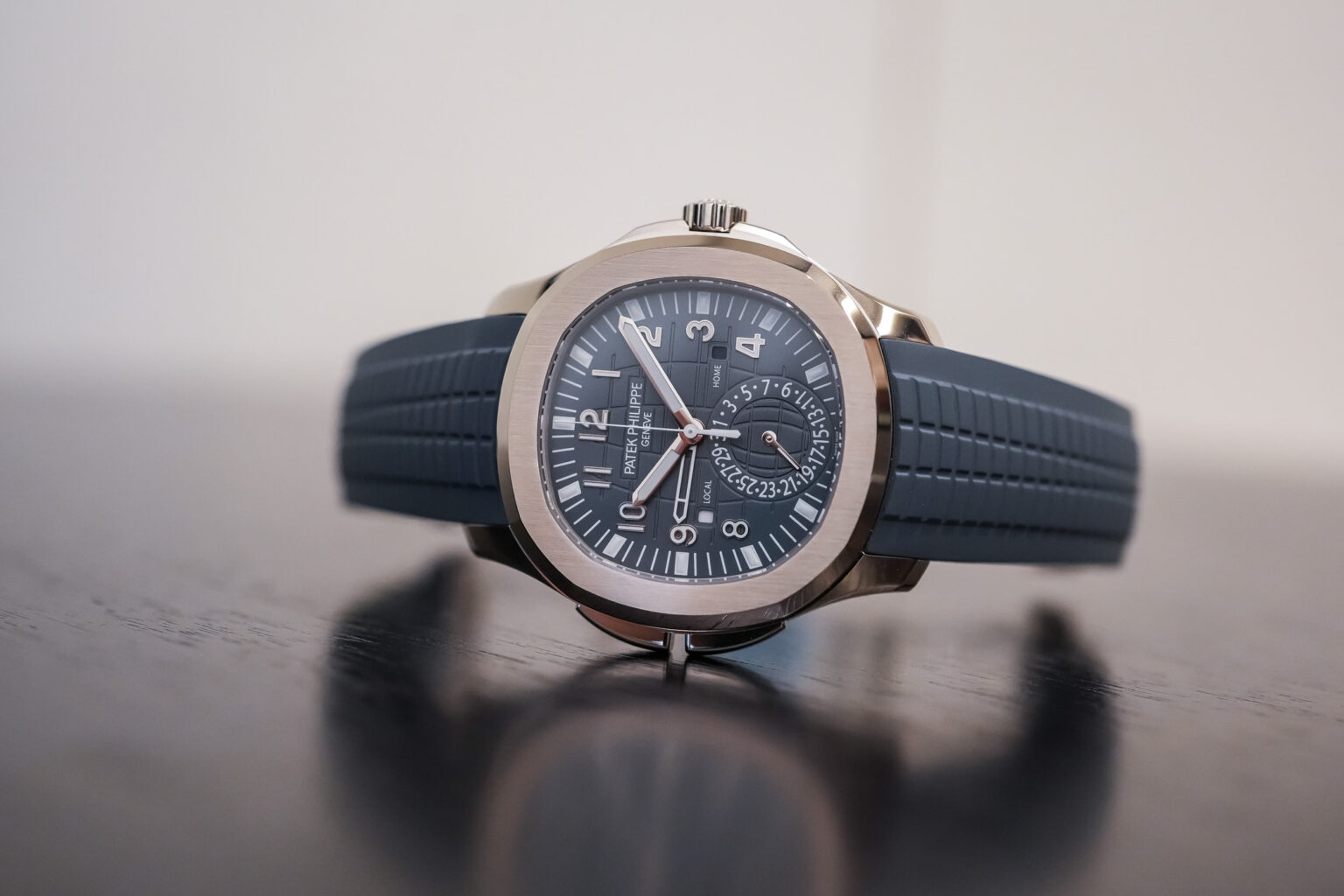 Top Đồng Hồ Du Lịch & GMT 2024: Đánh Giá Nổi Bật Tại Tuần Lễ Geneva 11