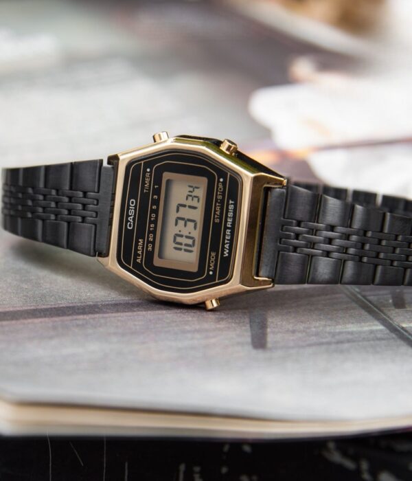Hình ảnh đồng hồ Nữ Casio LA690WGB-1DF Pin (Quartz) - Vuông - Dây Inox (Thép Không Gỉ) chính hãng