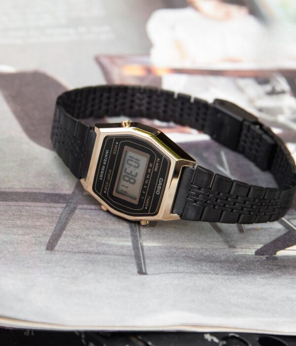 Hình ảnh đồng hồ Nữ Casio LA690WGB-1DF Pin (Quartz) - Vuông - Dây Inox (Thép Không Gỉ) chính hãng