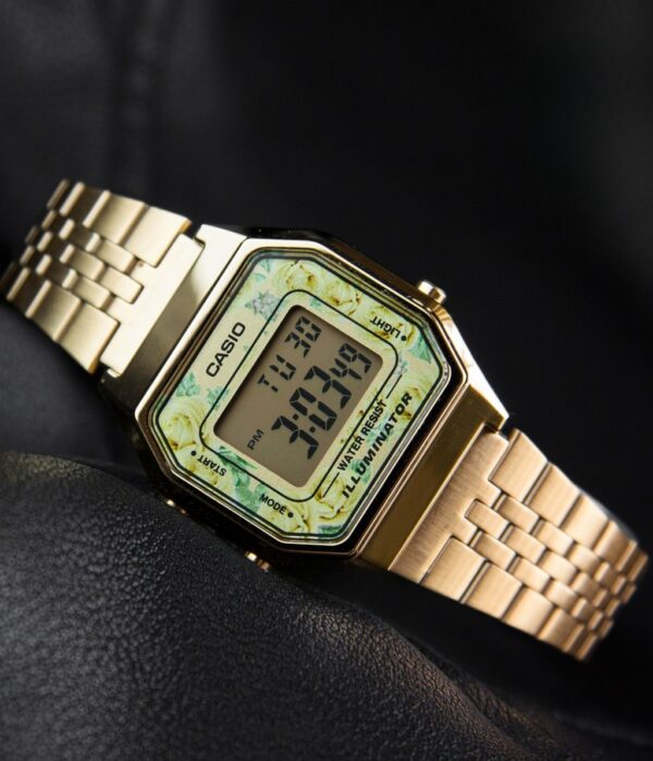 Hình ảnh đồng hồ Nữ Casio LA680WGA-9CDF Pin (Quartz) - Vuông - Dây Inox (Thép Không Gỉ) chính hãng