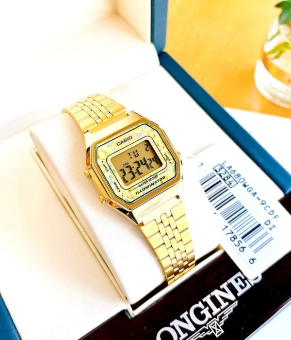Hình ảnh đồng hồ Nữ Casio LA680WGA-9CDF Pin (Quartz) - Vuông - Dây Inox (Thép Không Gỉ) chính hãng