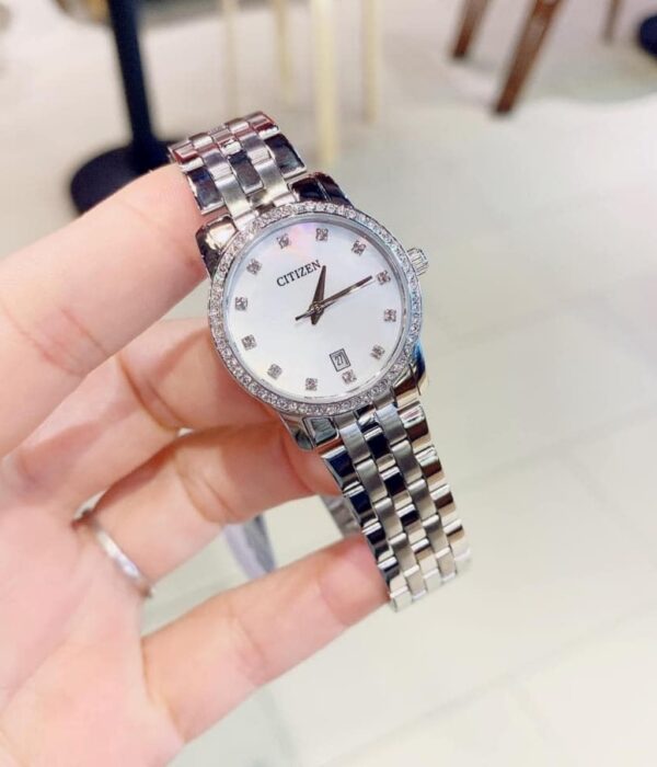 Hình ảnh đồng hồ Nữ Citizen EU6030-56D Pin (Quartz) - Tròn - Dây Inox (Thép Không Gỉ) chính hãng