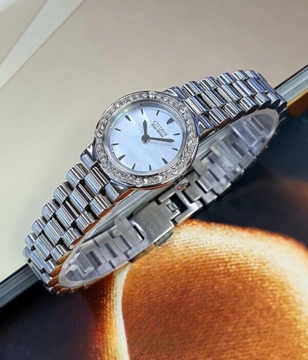 Hình ảnh đồng hồ Nữ Citizen EW9820-54D Eco-Drive (Năng lượng ánh sáng) - Tròn - Dây Inox (Thép Không Gỉ) chính hãng