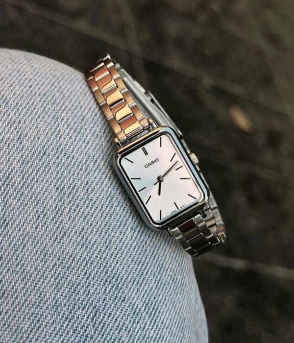 Đồng hồ Casio LTP-V009D-7EUDF Nữ máy Pin (Quartz) Dây Inox (Thép Không Gỉ) mặt Vuông chính hãng