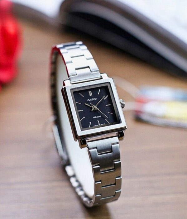 Đồng hồ Casio LTP-E176D-1AVDF Nữ máy Pin (Quartz) Dây Inox (Thép Không Gỉ) mặt Vuông chính hãng