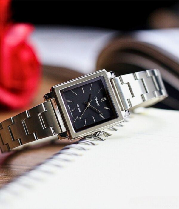Đồng hồ Casio LTP-E176D-1AVDF Nữ máy Pin (Quartz) Dây Inox (Thép Không Gỉ) mặt Vuông chính hãng