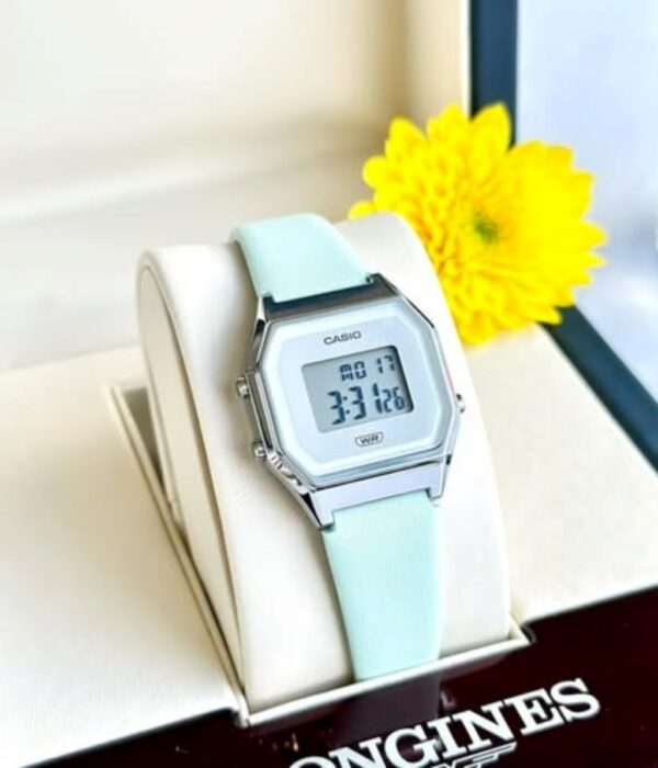 Đồng hồ Casio LA680WEL-3DF Nữ máy Pin (Quartz) Dây Da mặt Vuông chính hãng