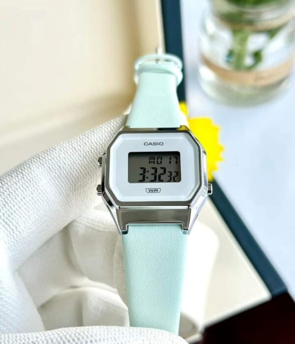 Đồng hồ Casio LA680WEL-3DF Nữ máy Pin (Quartz) Dây Da mặt Vuông chính hãng