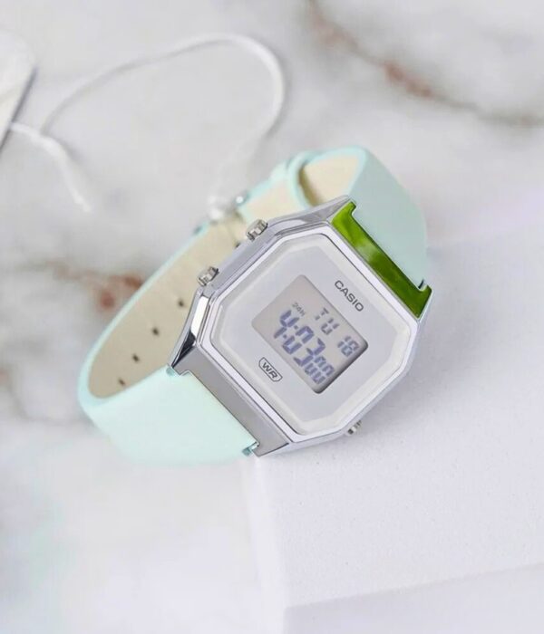 Đồng hồ Casio LA680WEL-3DF Nữ máy Pin (Quartz) Dây Da mặt Vuông chính hãng