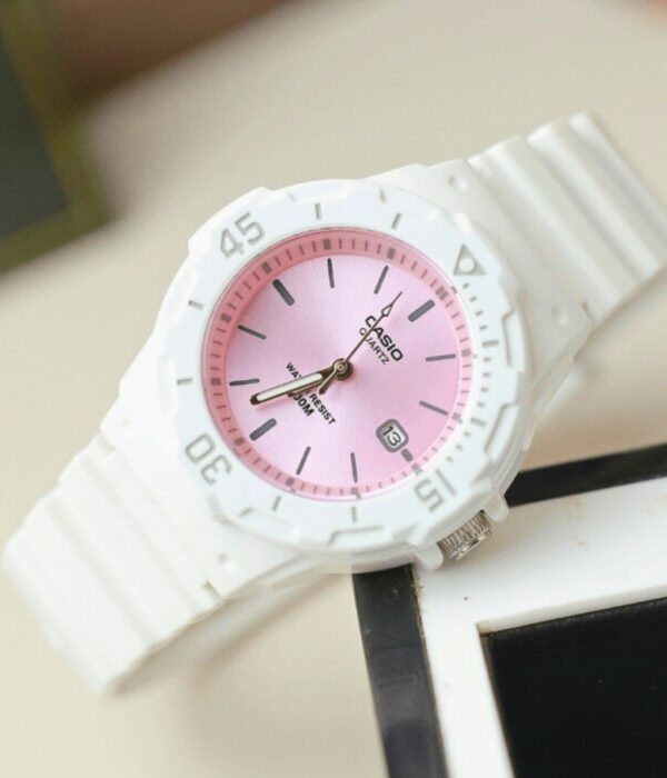 Đồng hồ Casio LRW-200H-4E3VDF Nữ máy Pin (Quartz) Dây Cao Su (Nhựa) mặt Tròn chính hãng