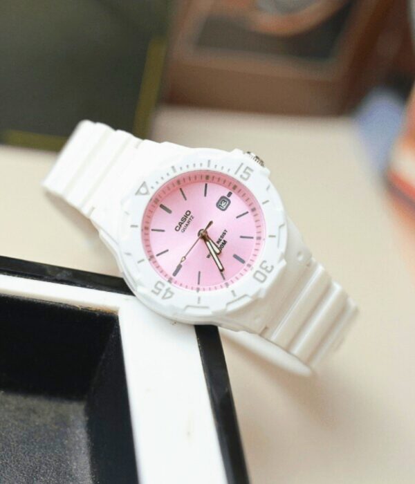 Đồng hồ Casio LRW-200H-4E3VDF Nữ máy Pin (Quartz) Dây Cao Su (Nhựa) mặt Tròn chính hãng