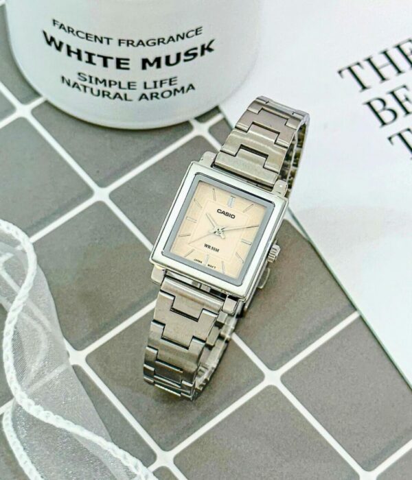 Đồng hồ Casio LTP-E176D-4AVDF Nữ máy Pin (Quartz) Dây Inox (Thép Không Gỉ) mặt Vuông chính hãng