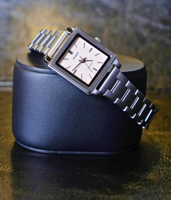 Đồng hồ Casio LTP-E176D-4AVDF Nữ máy Pin (Quartz) Dây Inox (Thép Không Gỉ) mặt Vuông chính hãng