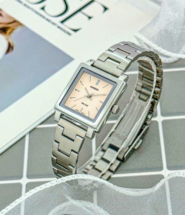 Đồng hồ Casio LTP-E176D-4AVDF Nữ máy Pin (Quartz) Dây Inox (Thép Không Gỉ) mặt Vuông chính hãng