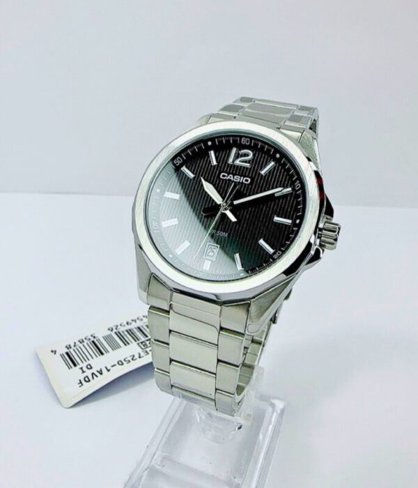 Đồng hồ Casio MTP-E725D-1AVDF Nam máy Pin (Quartz) Dây Inox (Thép Không Gỉ) mặt Tròn chính hãng