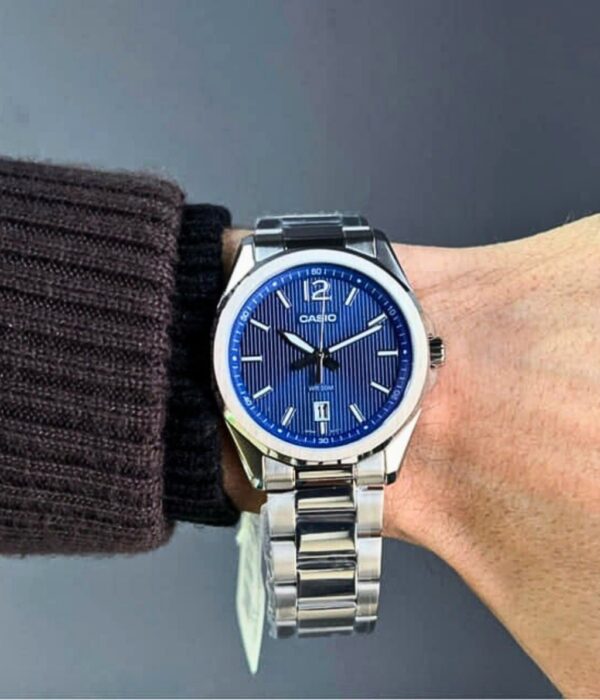 Đồng hồ Casio MTP-E725D-2AVDF Nam máy Pin (Quartz) Dây Inox (Thép Không Gỉ) mặt Tròn chính hãng
