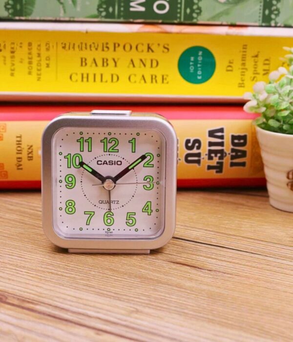 Đồng hồ Casio TQ-141-8DF 0 máy Pin (Quartz) 0 mặt Vuông chính hãng