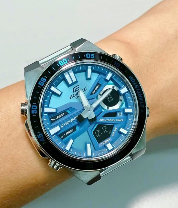 Đồng hồ Casio EFV-C110D-2BDF Nam máy Pin (Quartz) Dây Inox (Thép Không Gỉ) mặt Tròn chính hãng