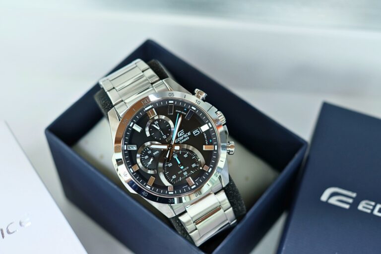 Đồng Hồ Casio Nam Edifice EFR-571D-1AVUDF 1
