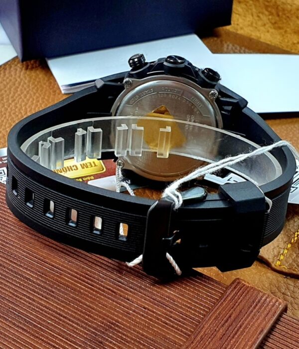 Đồng hồ Casio ECB-40MP-1ADF Nam máy Pin (Quartz) Dây Cao Su (Nhựa) mặt Tròn chính hãng