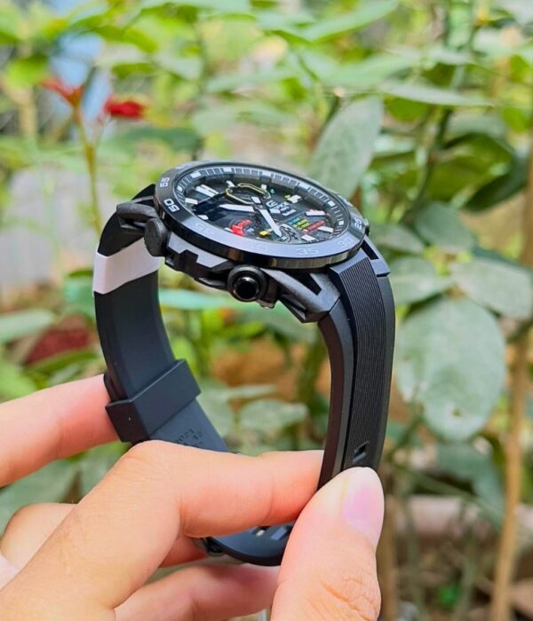 Đồng hồ Casio ECB-40MP-1ADF Nam máy Pin (Quartz) Dây Cao Su (Nhựa) mặt Tròn chính hãng