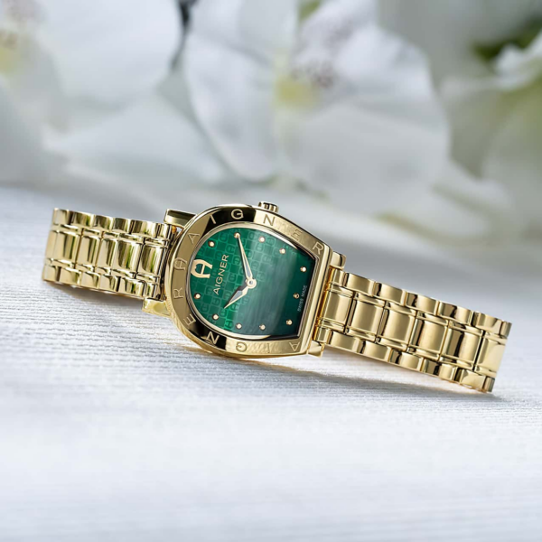 Thương Hiệu Đồng Hồ Aigner - Sự Kết Hợp Phong Cách Cổ Điển Và Hiện Đại 2