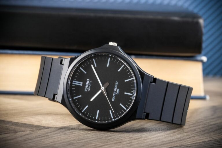 Đồng Hồ Casio Nam MW-240-1EVDF 2
