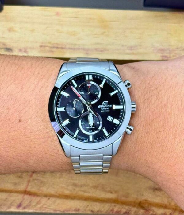 Đồng hồ Casio EFB-710D-1AVUDF Nam máy Pin (Quartz) Dây Inox (Thép Không Gỉ) mặt Tròn chính hãng
