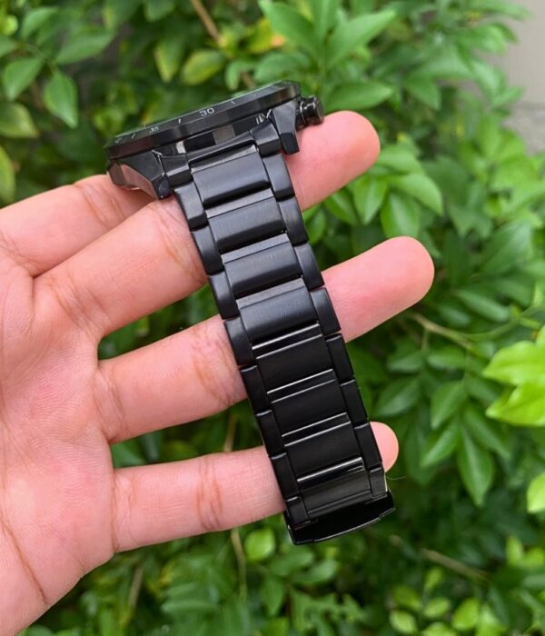 Đồng hồ Casio EFR-571MDC-1AVUDF Nam máy Pin (Quartz) Dây Inox (Thép Không Gỉ) mặt Tròn chính hãng