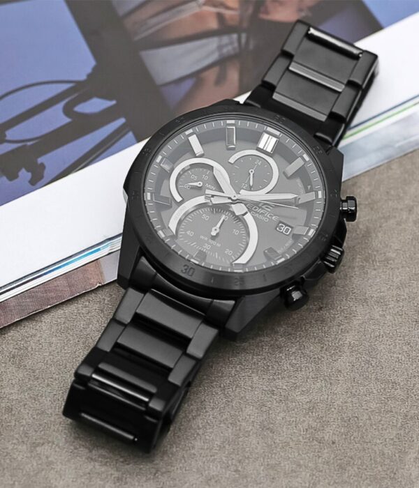Đồng hồ Casio EFR-571MDC-1AVUDF Nam máy Pin (Quartz) Dây Inox (Thép Không Gỉ) mặt Tròn chính hãng